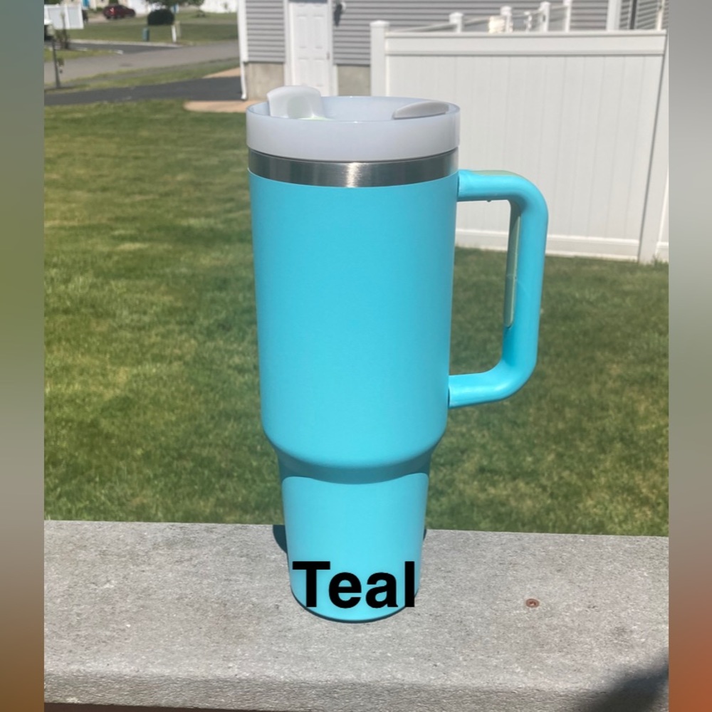 40oz Quencher Tumbler - Picture 7 of 10